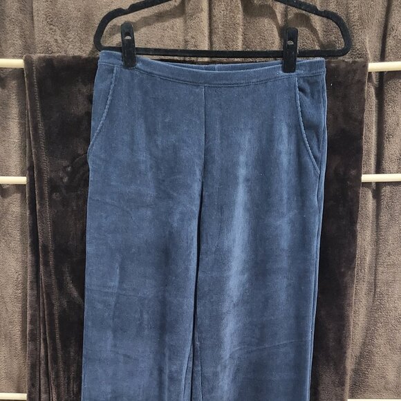 LL Bean Knit Cords - Picture 2 of 7